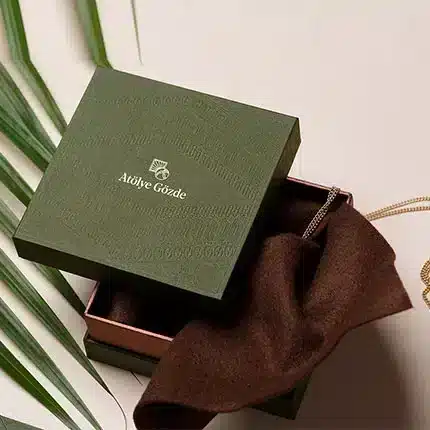 Apparel Gift Box