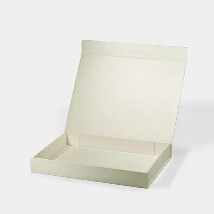 Cardboard Foldable Magnetic Closure Box