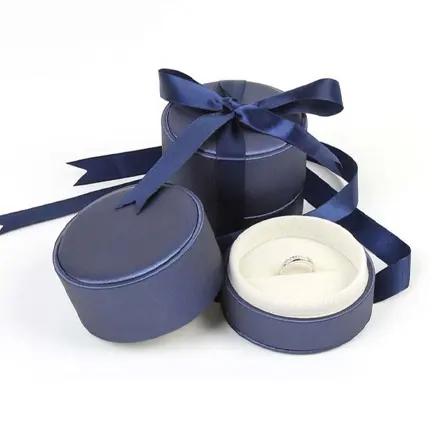 Custom Round Gift Boxes Wholesale