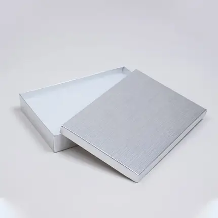 Customized Metallic Foil Boxes
