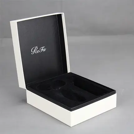 Hinged Rigid Box
