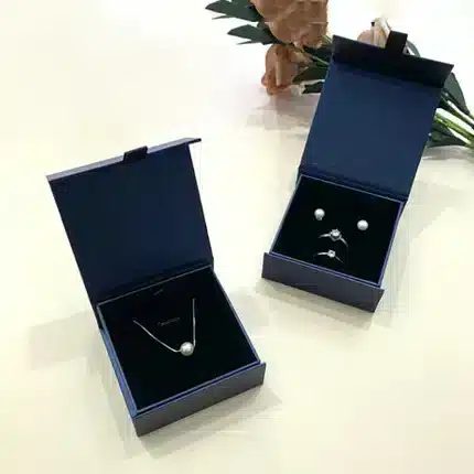 Magnetic Jewelry Box