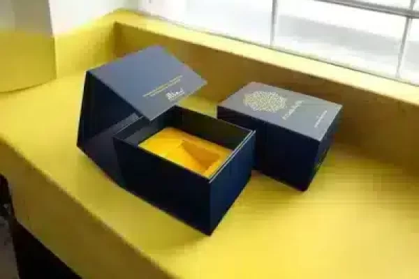 Custom packaging example