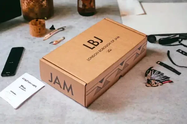 cardboard e-commerce Boxes